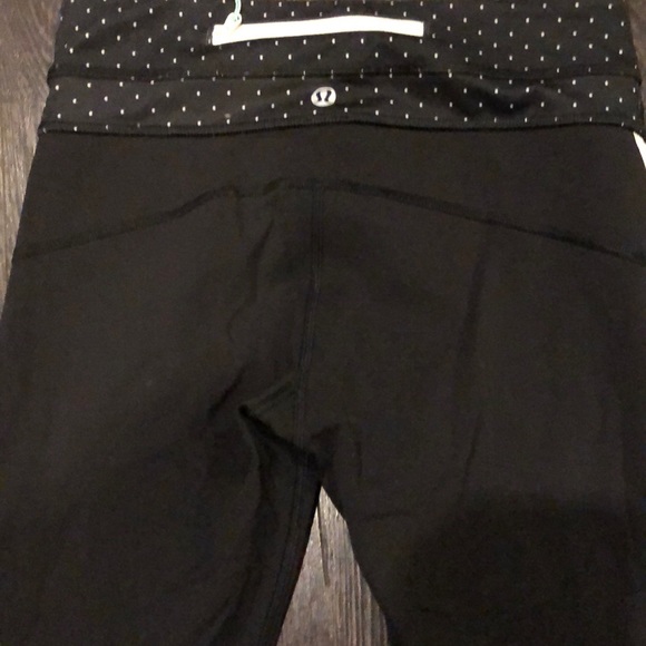 Lululemon Capri - Picture 3 of 3